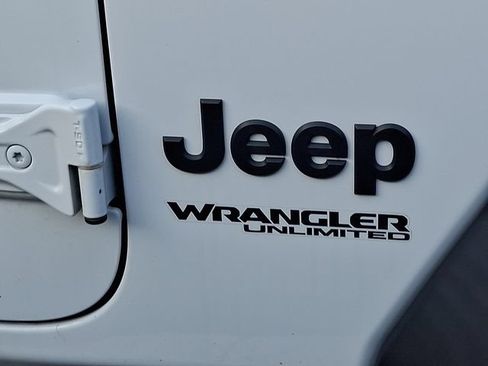 Used 2021 Jeep Wrangler Unlimited Sport AWD/4WD image 7