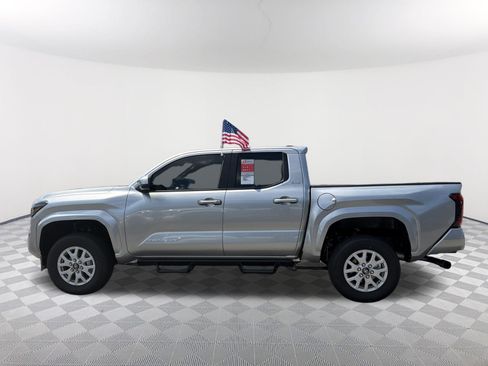 New 2026 Toyota Tacoma SR5 AWD/4WD image 4