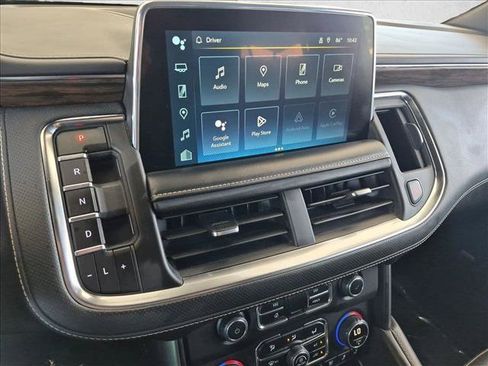 Used 2023 Chevrolet Suburban Premier AWD/4WD image 15
