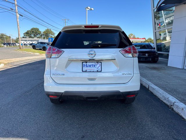 Used 2016 Nissan Rogue SV w/ SV Premium Package AWD/4WD image 8