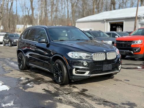 Used 2017 BMW X5 xDrive50i image 4