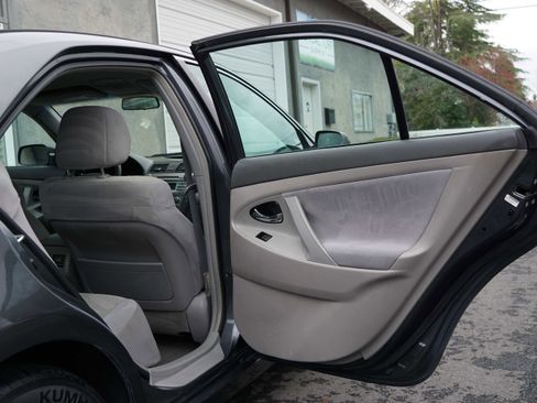 Used 2009 Toyota Camry Hybrid image 26