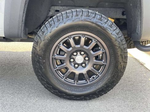 Used 2022 Chevrolet Colorado ZR2 w/ Colorado ZR2 Bison Edition AWD/4WD image 5