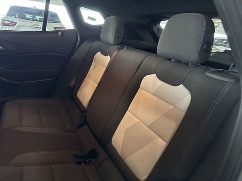 Used 2024 Chevrolet Trax RS w/ Driver Confidence Package FWD image 21