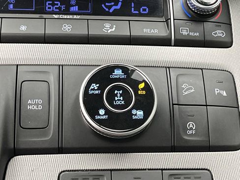 Used 2021 Hyundai Palisade SEL w/ Premium Package AWD/4WD image 18