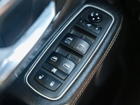 Used 2021 RAM 1500 Laramie w/ Sport Appearance Package image 25