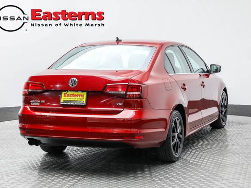 Used 2017 Volkswagen Jetta SE image 13