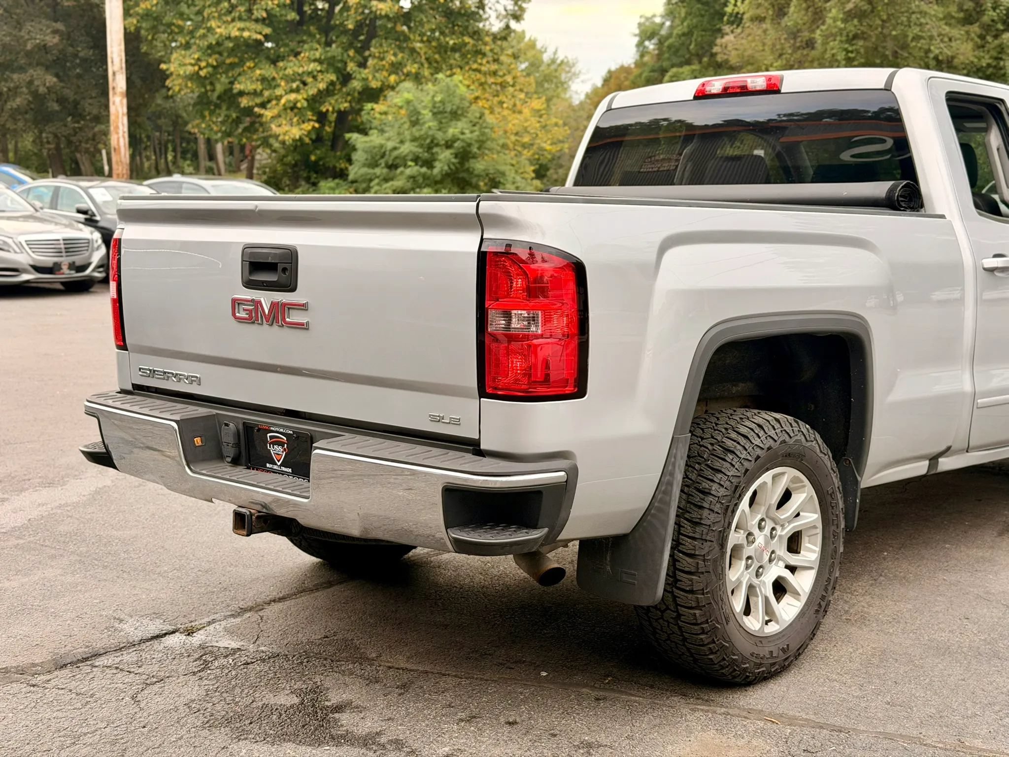 Used 2016 GMC Sierra 1500 SLE w/ SLE Value Package AWD/4WD image 6