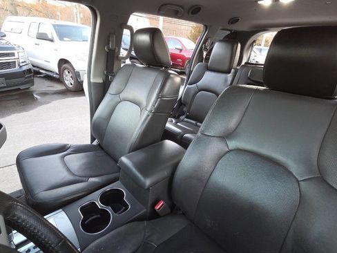 Used 2012 Nissan Pathfinder Silver image 29