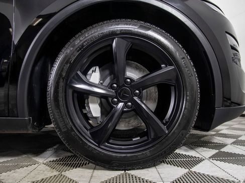 Used 2026 Tesla Model Y AWD image 34