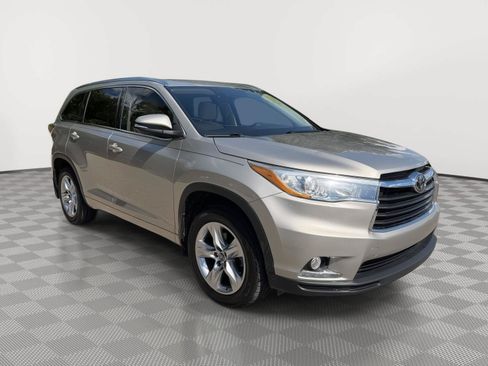 Used 2016 Toyota Highlander Limited Platinum AWD/4WD image 7