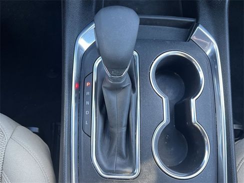 Used 2023 Chevrolet Traverse LS image 14