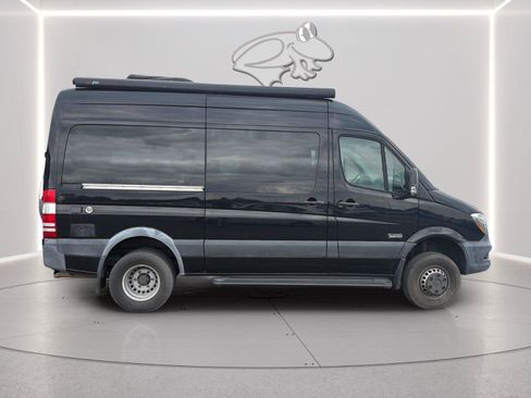 Used 2016 Mercedes-Benz Sprinter 3500 image 6