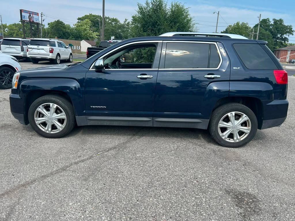 Used 2017 GMC Terrain SLT w/ Open Road Package AWD/4WD image 8
