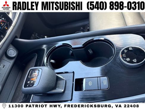 Used 2023 Nissan Rogue SL AWD/4WD image 11