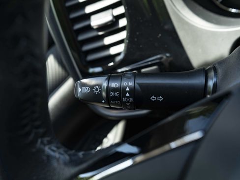 Used 2020 Mitsubishi Outlander SEL FWD image 23