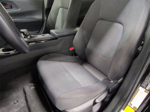 Used 2023 Toyota Prius LE image 17