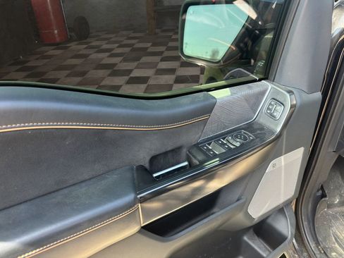 Used 2021 Ford F150 Platinum image 14