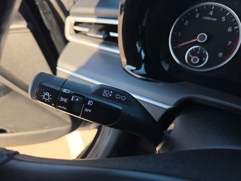 Used 2023 Kia K5 GT-Line image 24