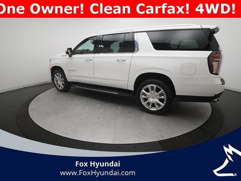 Used 2022 Chevrolet Suburban High Country image 12
