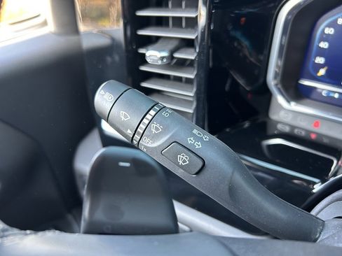 Used 2024 Chevrolet Silverado 1500 LT Trail Boss w/ Convenience Package II image 51