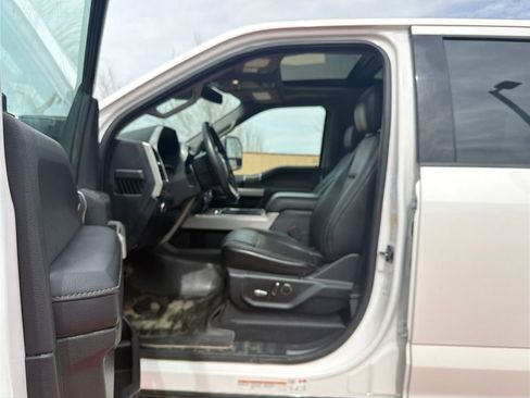 Used 2019 Ford F450 Lariat w/ Lariat Ultimate Package AWD/4WD image 10
