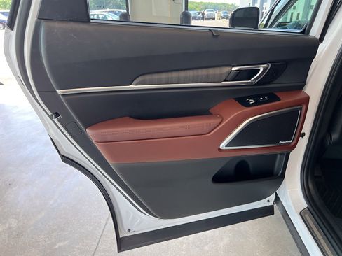 Used 2023 Kia Telluride SX Prestige AWD/4WD image 29