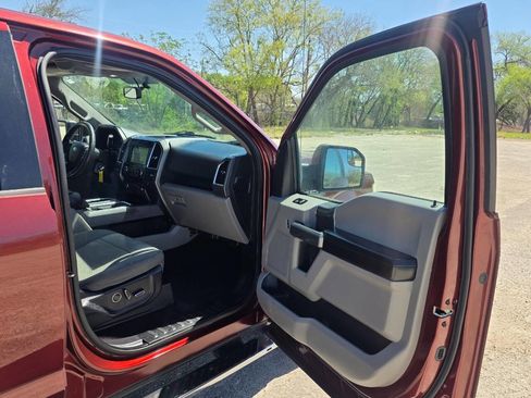 Used 2018 Ford F150 XL image 21