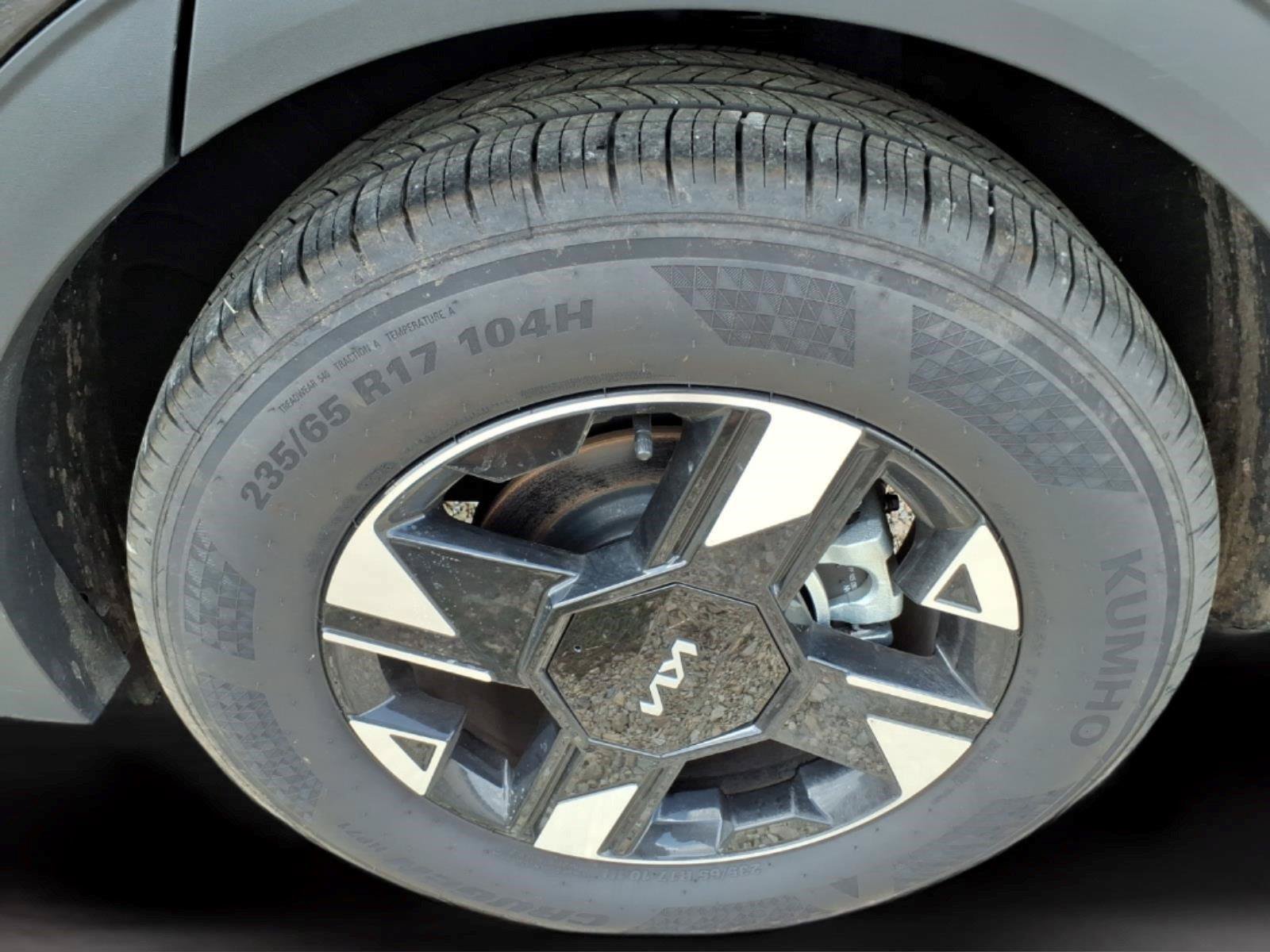 Used 2026 Kia Sportage LX FWD image 10