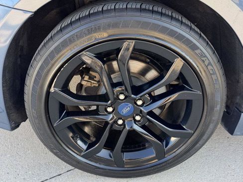 Used 2019 Ford Fusion SE w/ Equipment Group 151A FWD image 20