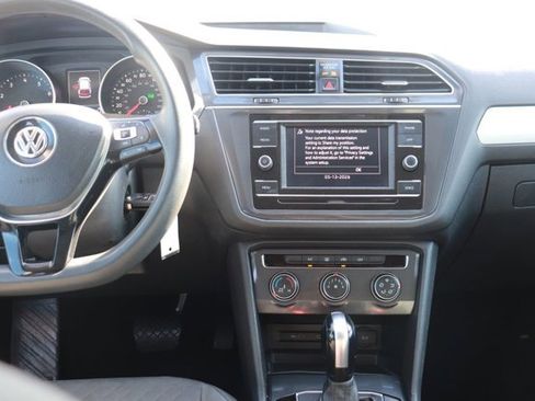 Used 2020 Volkswagen Tiguan S FWD image 16