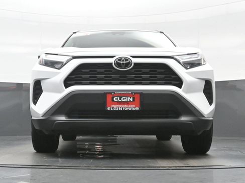 Used 2024 Toyota RAV4 XLE FWD image 27