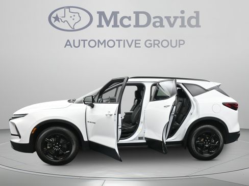 Used 2024 Chevrolet Blazer LT w/ Midnight/Sport Edition FWD image 41