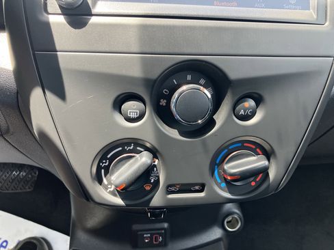 Used 2019 Nissan Versa S Plus FWD image 23
