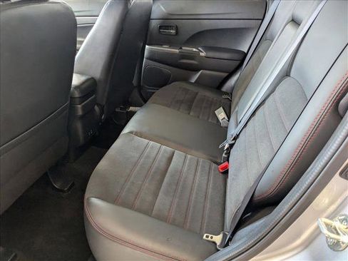 Used 2024 Mitsubishi Outlander Sport AWD image 17