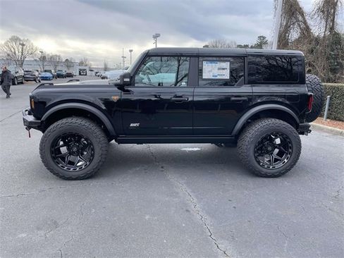 New 2025 Ford Bronco Badlands image 32