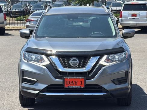 Used 2020 Nissan Rogue SV FWD image 11