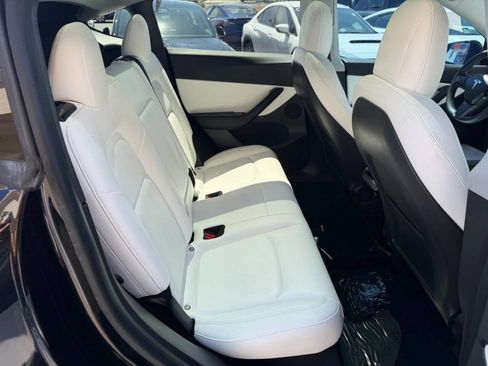Used 2021 Tesla Model Y Performance AWD/4WD image 25
