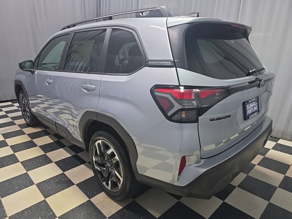 New 2026 Subaru Forester Touring AWD/4WD image 9