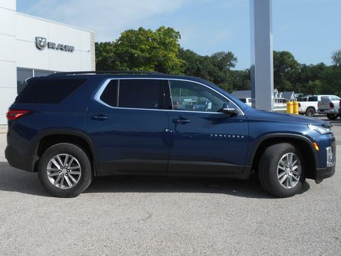 Used 2023 Chevrolet Traverse LT AWD/4WD image 21