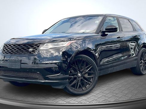 Used 2019 Land Rover Range Rover Velar S image 12