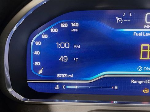 Used 2023 Chevrolet Suburban Premier image 12