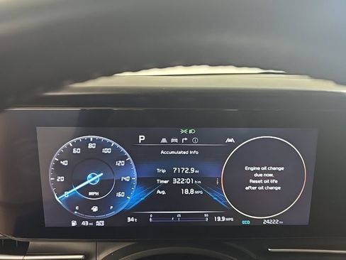 Used 2023 Kia Carnival SX image 9