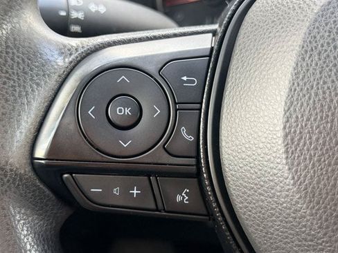 Used 2020 Toyota RAV4 LE w/ All Weather Liner Package AWD/4WD image 20