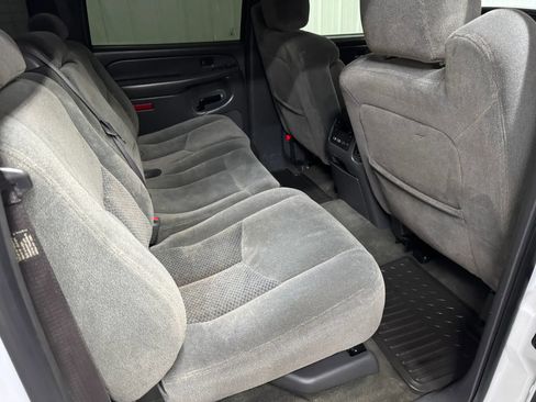 Used 2004 Chevrolet Silverado 1500 4x4 Crew Cab image 16