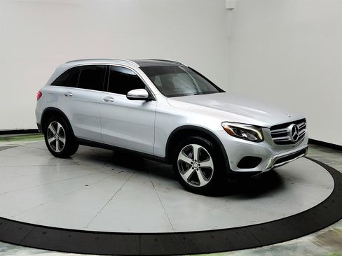 Used 2017 Mercedes-Benz GLC 300 GLC300 image 3