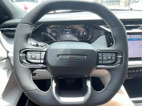 New 2026 Jeep Cherokee Limited AWD/4WD image 23
