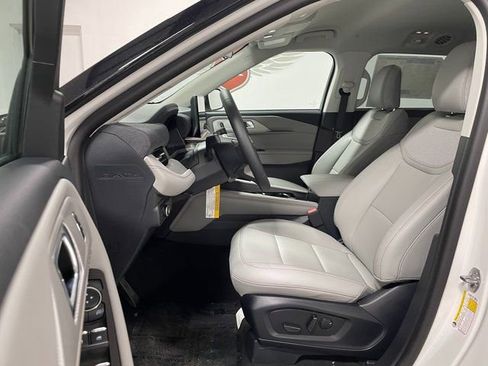 New 2026 Ford Explorer Active w/ Active Comfort Package AWD/4WD image 11