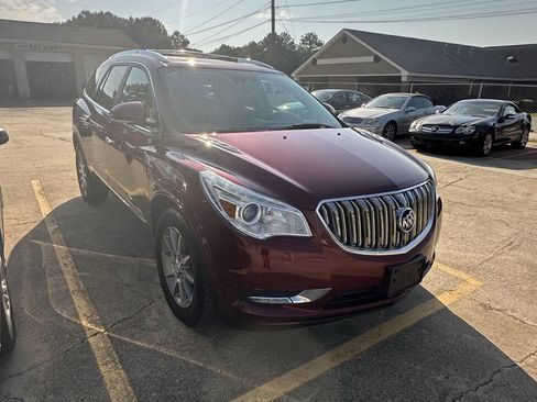 Used 2015 Buick Enclave Leather FWD image 2