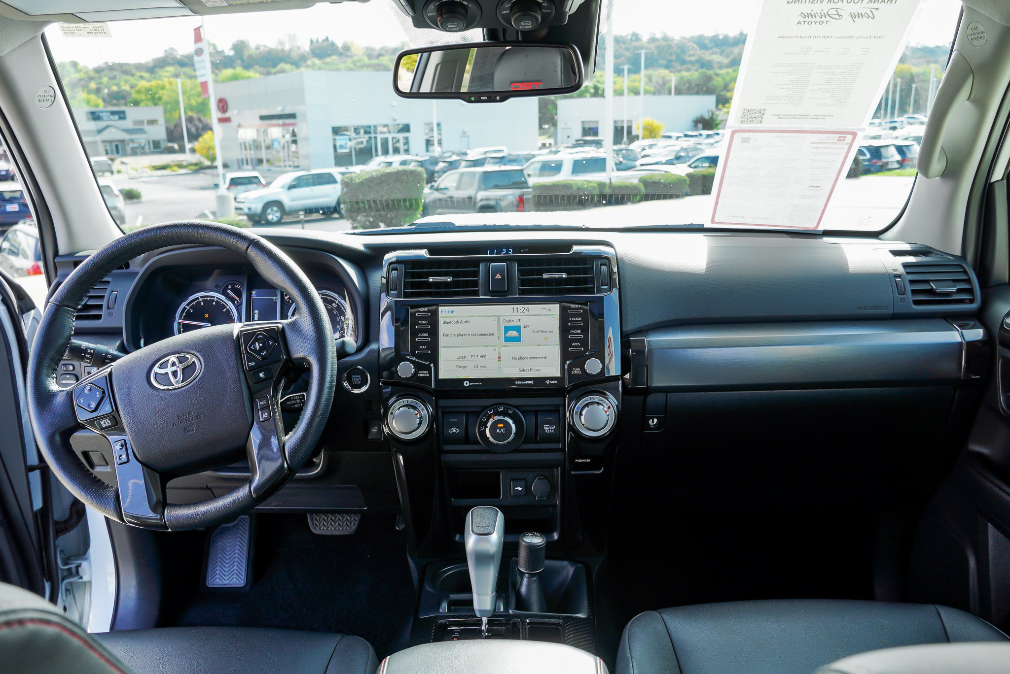 Certified 2024 Toyota 4Runner TRD Off-Road Premium w/ Moonroof Package AWD/4WD image 31